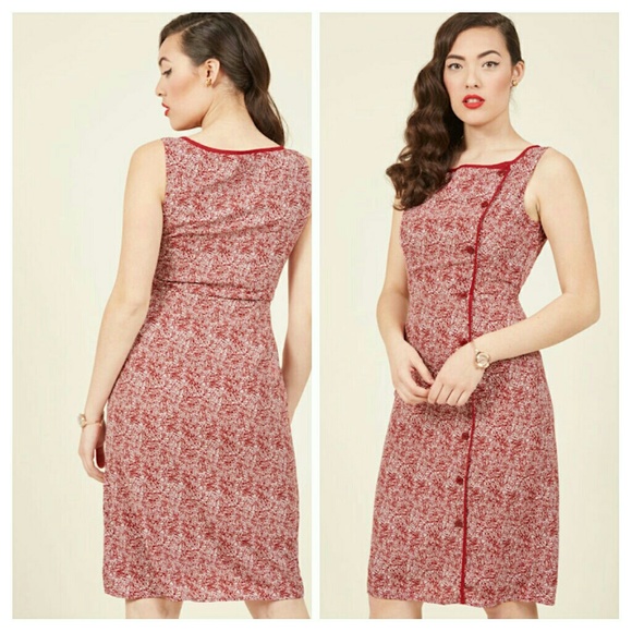 Modcloth Dresses & Skirts - Modcloth Classified Chic Sheath Dress Maroon 4X